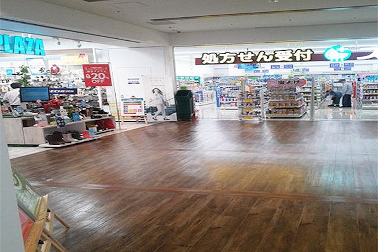 【フレスポ舞子坂】販促イベント適した屋内 2Fセリア・スギ薬局前の画像1