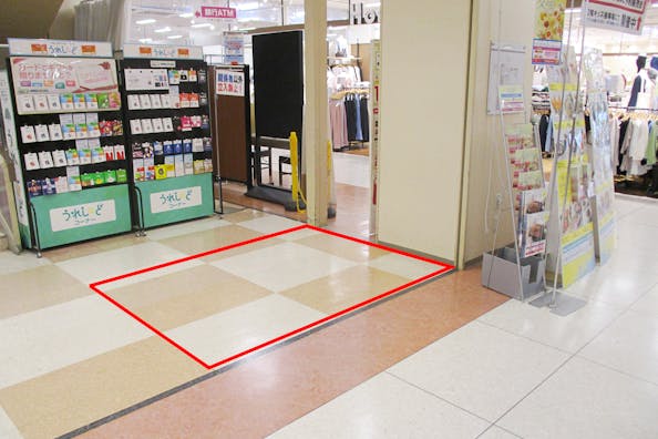 【イオン一関店】プロモーションイベントや各種物販に最適な視認性の高い1階中央エスカレーター前のイベントスペース