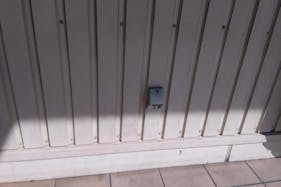 【ミスターマックス 小倉北店】家電側入口 販促プロモーションや物販用途に最適な総合ディスカウントストアの催事イベントスペース