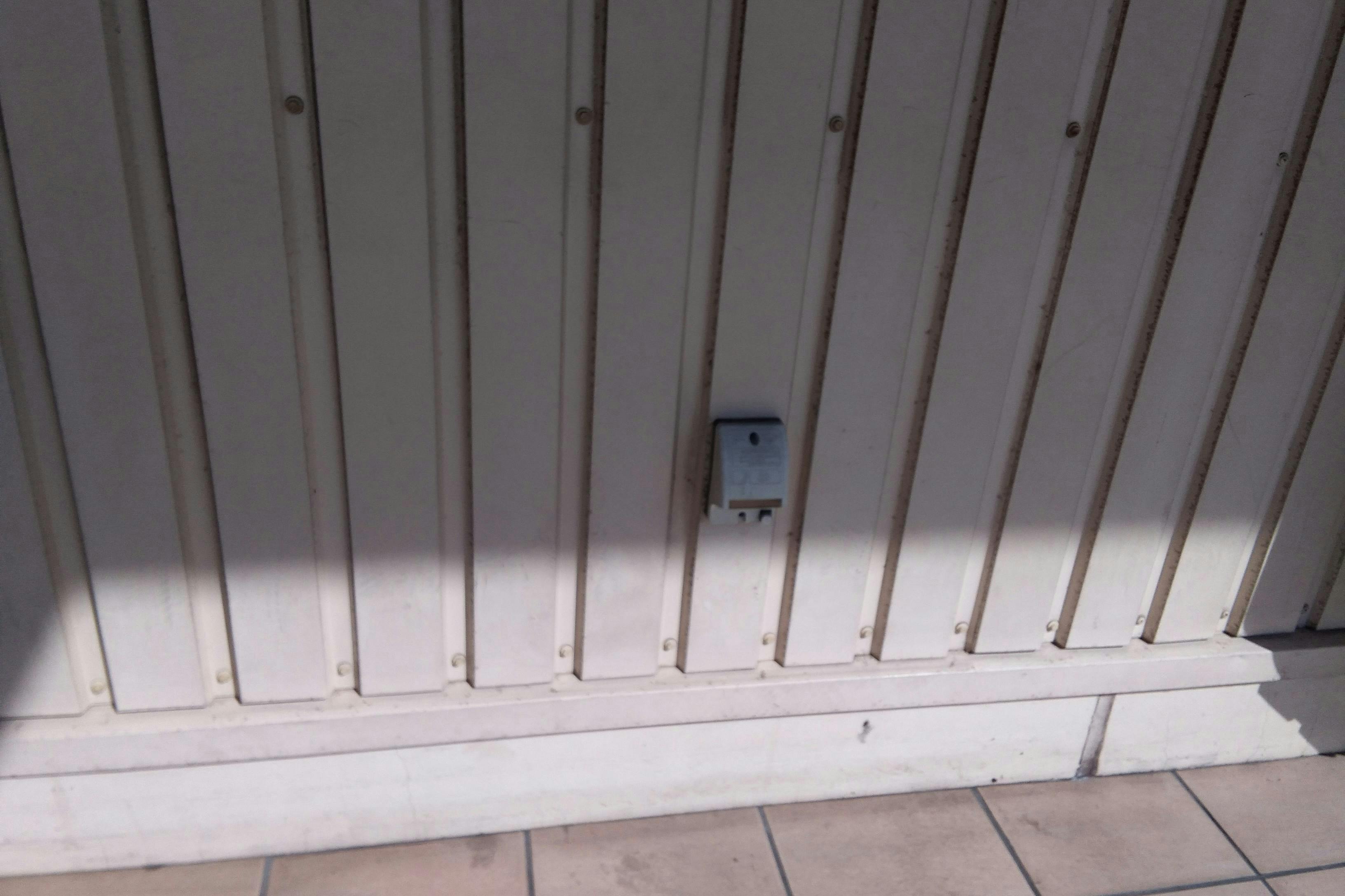 【ミスターマックス 小倉北店】家電側入口 販促プロモーションや物販用途に最適な総合ディスカウントストアの催事イベントスペース