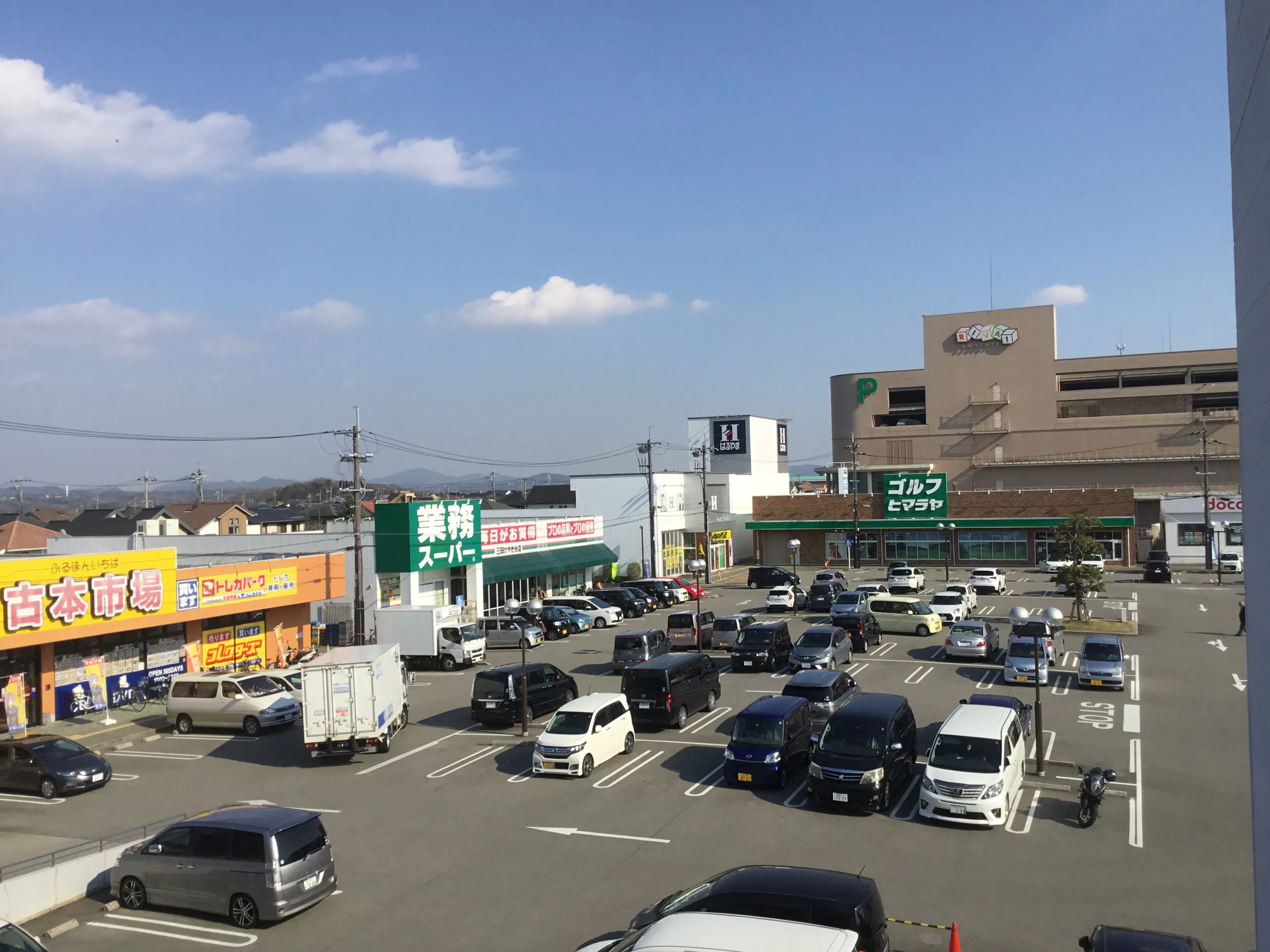 【センチュリーガーデンフレスポ 】販促イベントやキッチンカーの出店に適したじゅうじゅうカルビ横空地スペース