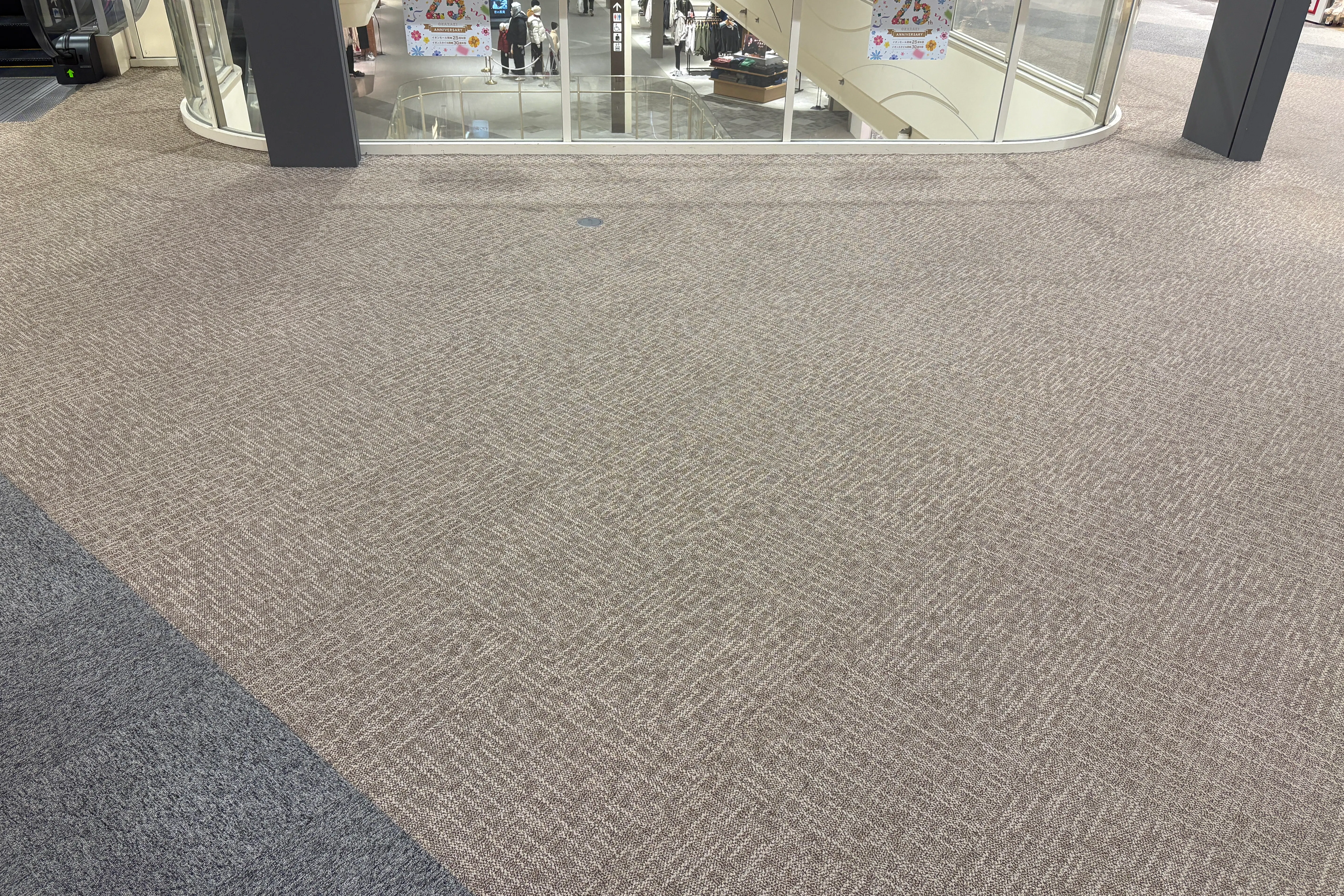 【イオンモール岡崎】3F ホビーゾーン前