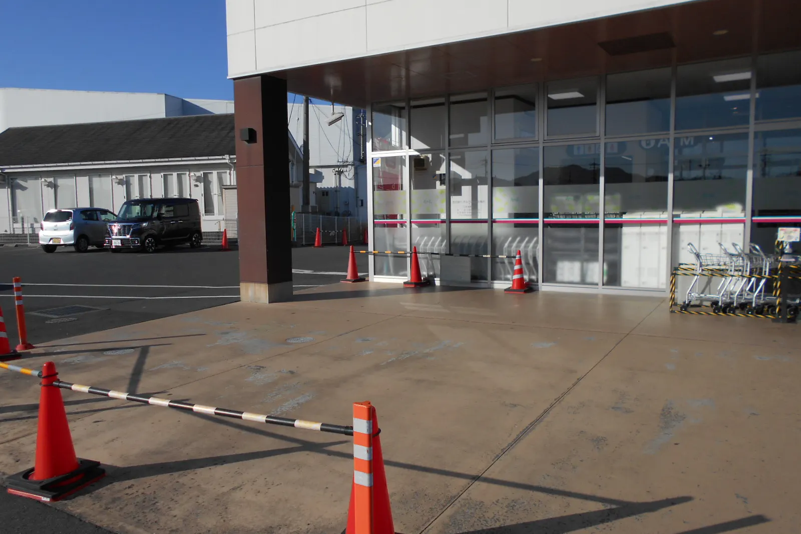 【アルク玖珂店】プロモーションイベントに最適なスーパーの店頭軒下イベントスペース