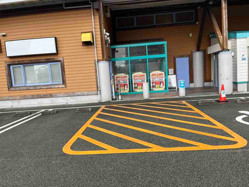 【ダイナム熊本二本木店】キッチンカー出店やプロモーションイベントに最適なアミューズメント施設のイベントスペース