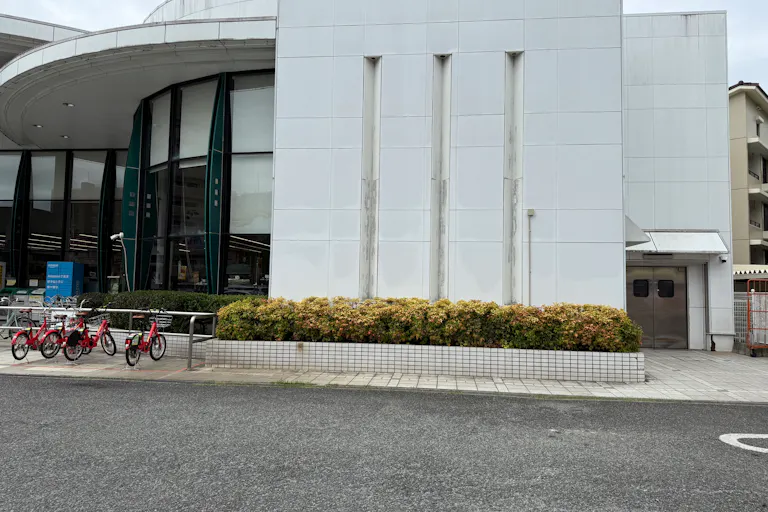 【ゆめマート九品寺】キッチンカーに利用可能なスーパーの駐車場スペースの画像1