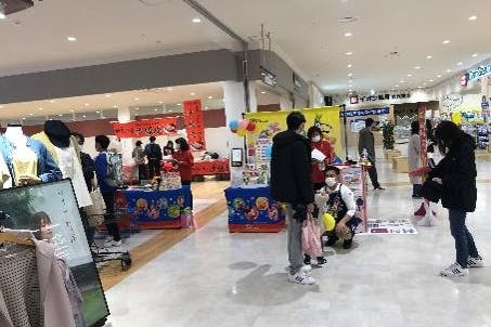 【イオンタウン能代】ポップアップストアやセールスプロモーションに適した大型スーパー目の前のイベントスペース