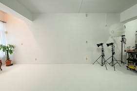 【初台駅8分】ロケや撮影会や展示会・ポップアップに最適なイベントスペース