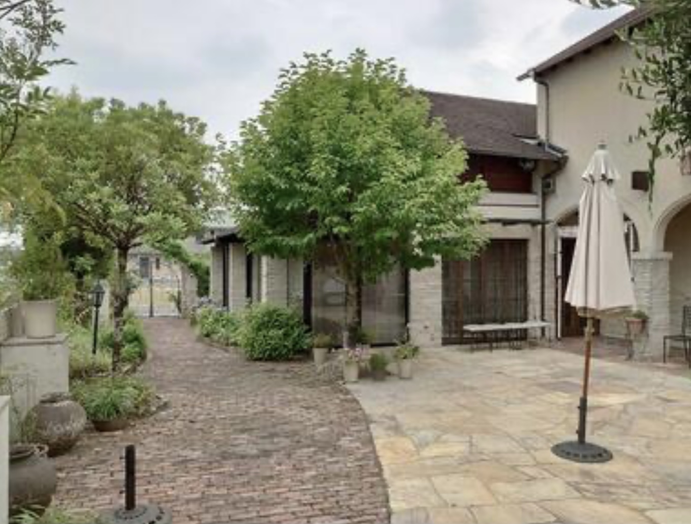 【岐阜県各務原エリア】マルシェや各種イベントに最適なペット同伴可能なイベントスペース