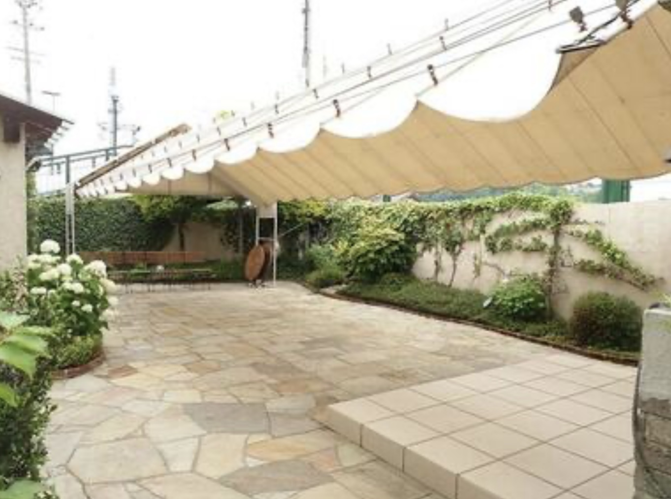 【岐阜県各務原エリア】マルシェや各種イベントに最適なペット同伴可能なイベントスペース