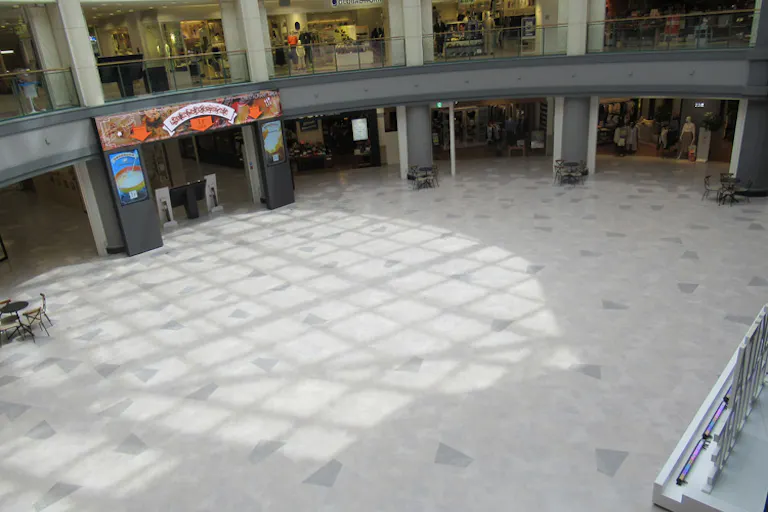 【イオンモール秋田】1F セントラルコートの画像2