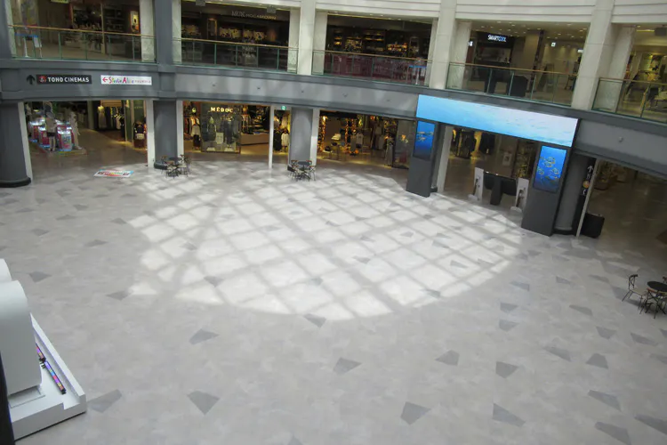 【イオンモール秋田】1F セントラルコート