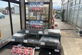 【サンデー北村山店】屋外駐車場 キッチンカーの出店に最適なホームセンター内駐車場の屋外イベントスペース