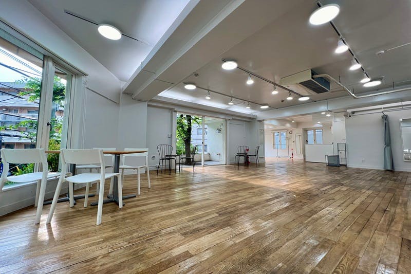 【恵比寿駅5分】ガーデンプレイス付近に位置するポップアップ・展示会・物販等に最適なレンタルスペース(2F)