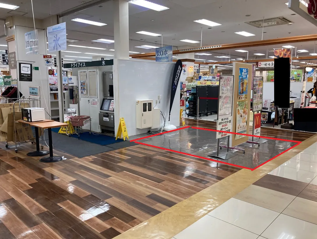 【イオンモール佐賀大和（佐賀県）】1階　セルフレジ横　催事スペース