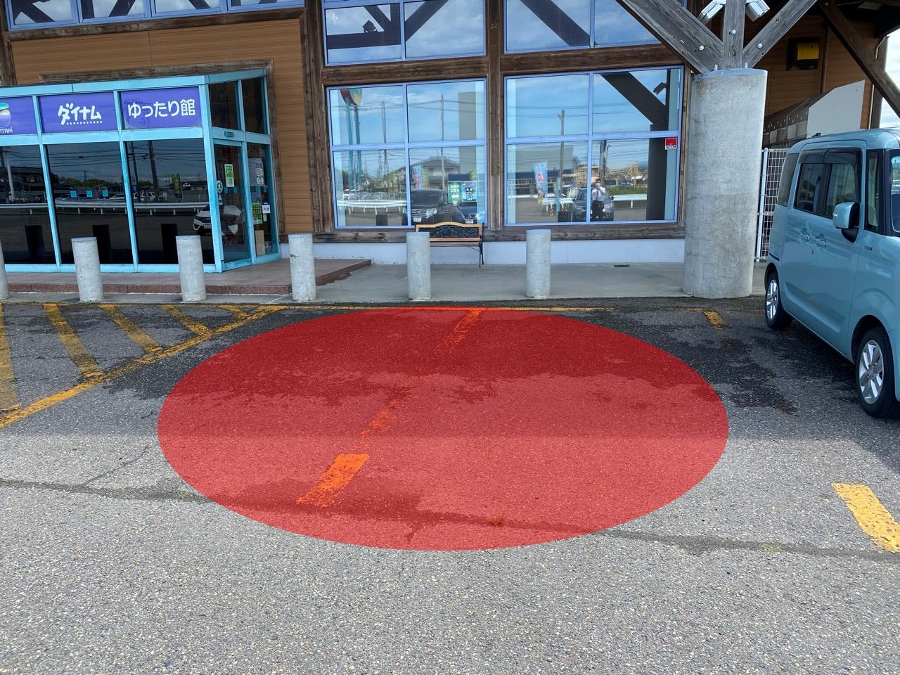 【ダイナム白根店ゆったり館】キッチンカーや各種プロモーションイベントでの出店に最適なアミューズメント施設のイベントスペース