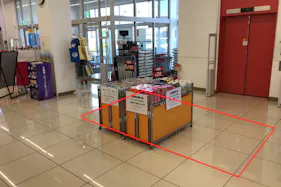 【西友 浜松有玉南店】1階エレベーター前 プロモーション用途や物販、食物販のポップアップストアに最適なスーパー店内催事イベントスペース