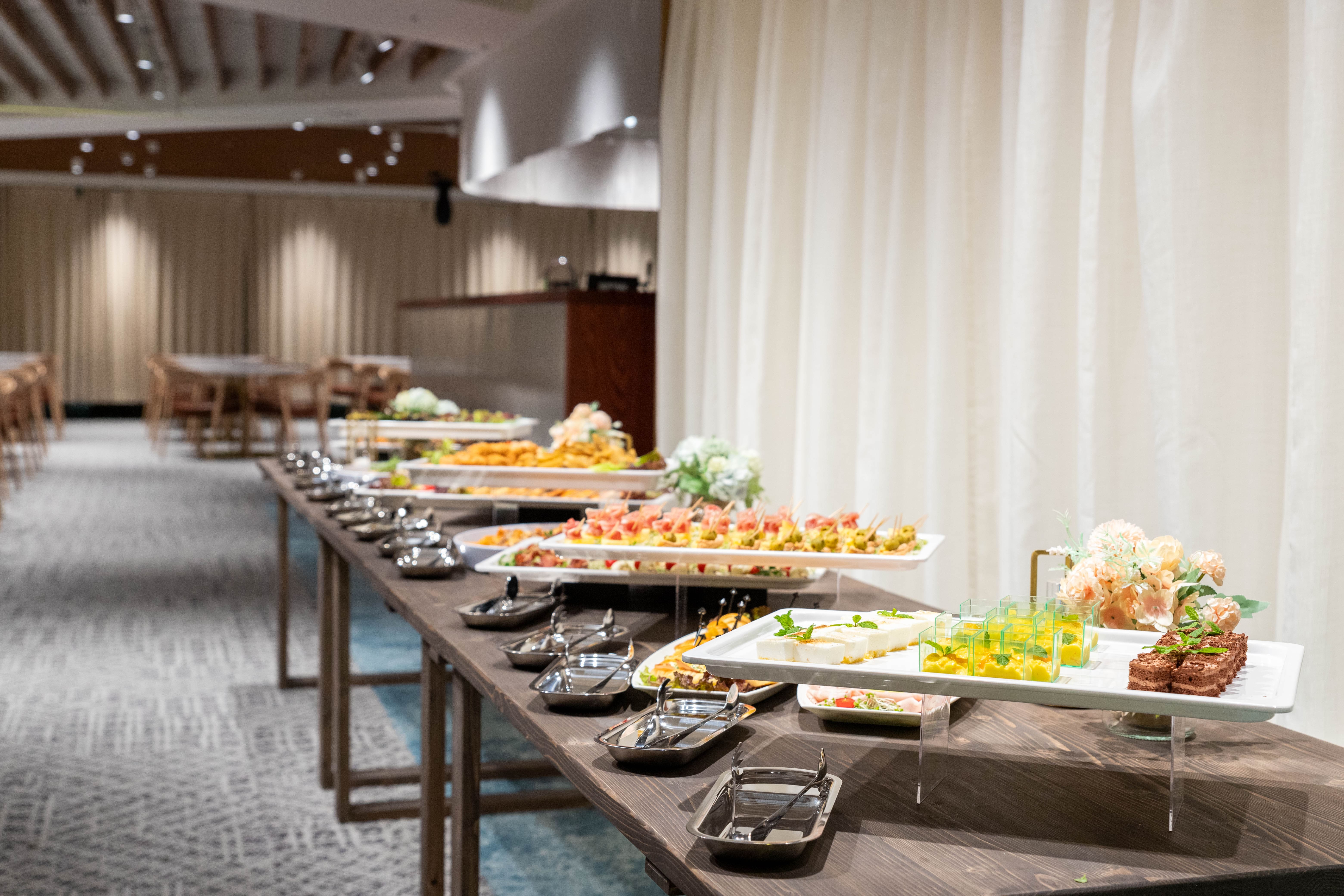 【新宿駅1分】展示会に最適な新宿駅から徒歩1分の場所にある展示会スペース