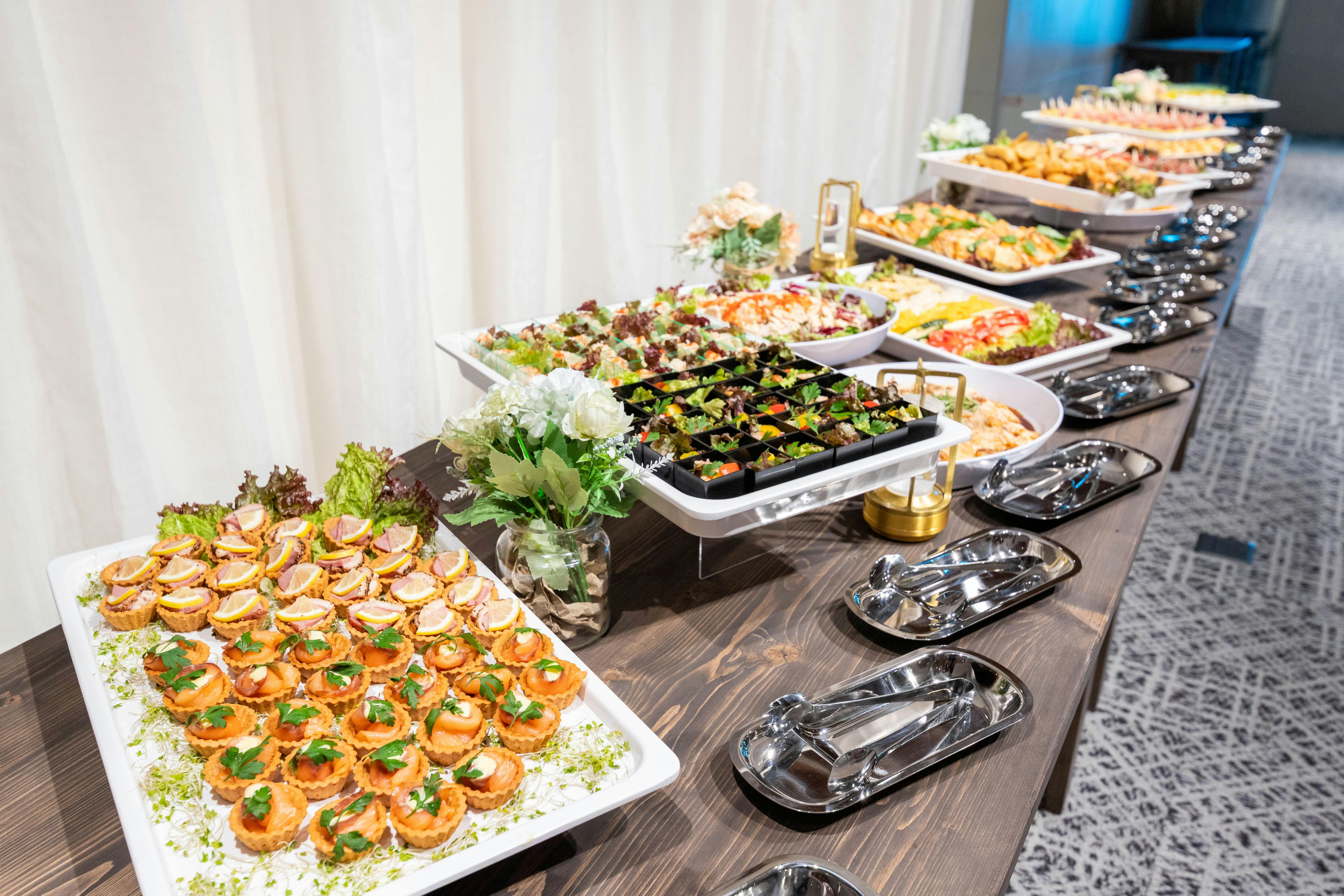 【新宿駅1分】展示会に最適な新宿駅から徒歩1分の場所にある展示会スペース