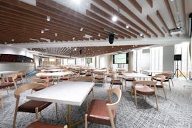 【新宿駅1分】展示会に最適な新宿駅から徒歩1分の場所にある展示会スペース