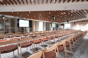 【新宿駅1分】展示会に最適な新宿駅から徒歩1分の場所にある展示会スペース