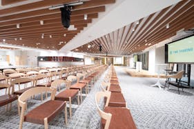 【新宿駅1分】展示会に最適な新宿駅から徒歩1分の場所にある展示会スペース