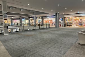 【イオンモール四條畷】JTB前