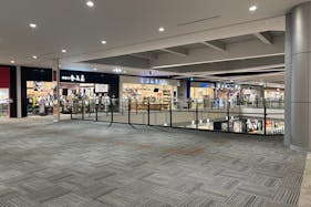 【イオンモール四條畷】3階 JTB前