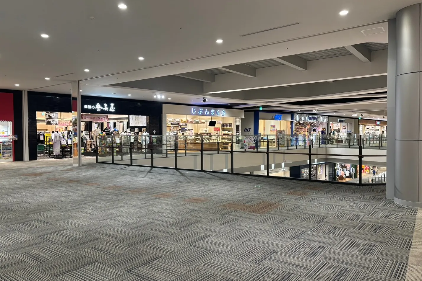 【イオンモール四條畷】3階 JTB前