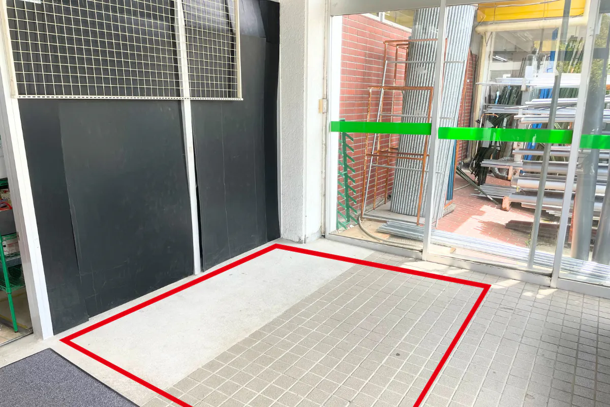 【おてんとさん若柳店】販促プロモーションに最適な入口近くのレンタルスペース