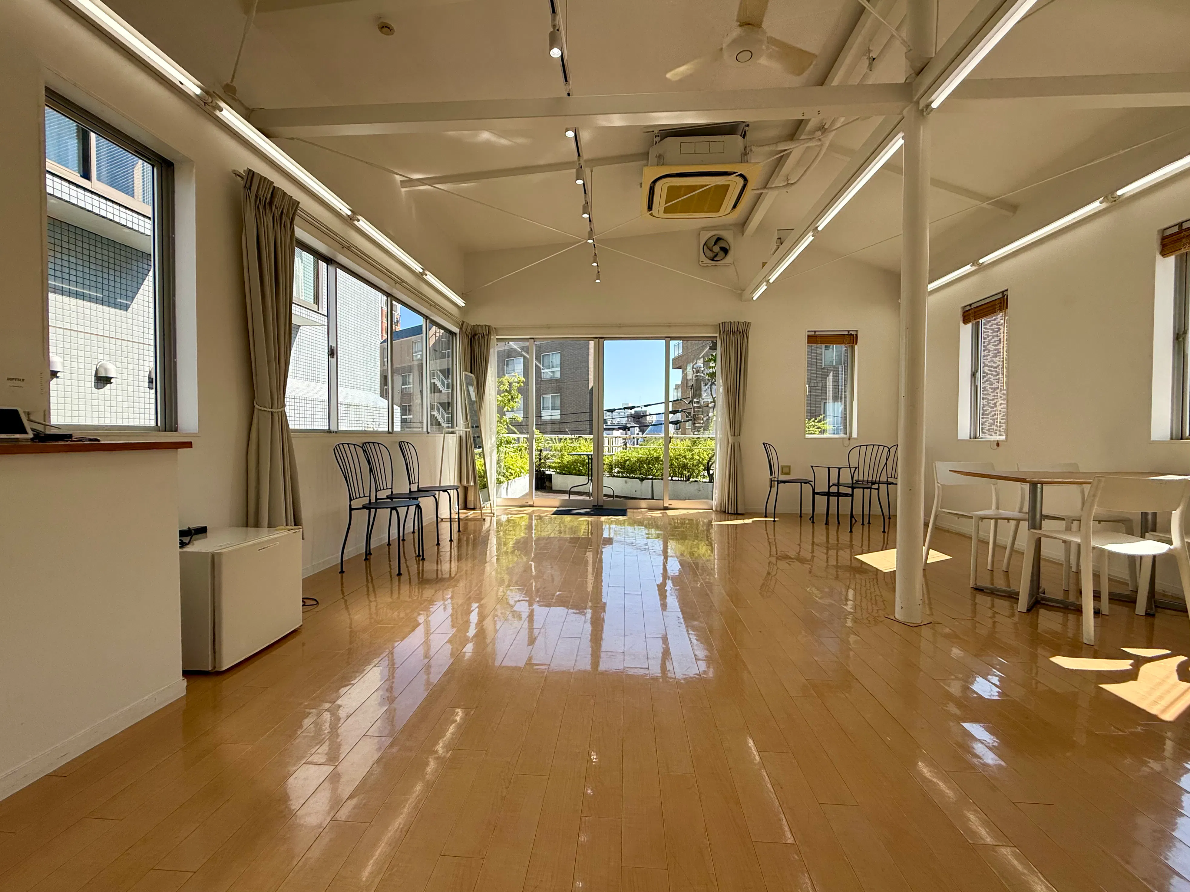 【レンタルスペースさくら恵比寿南 4F|恵比寿駅5分】ガーデンプレイス付近・8㎡のテラス付レンタルスペース(4F)
