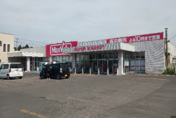 【マックスバリュ弘前城北店】農産側入口横(キッチンカー) キッチンカー出店に最適なスーパー店外催事イベントスペース