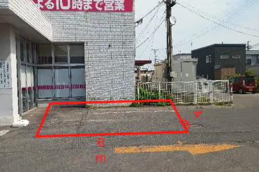 【マックスバリュ弘前城北店】農産側入口横(キッチンカー) キッチンカー出店に最適なスーパー店外催事イベントスペース