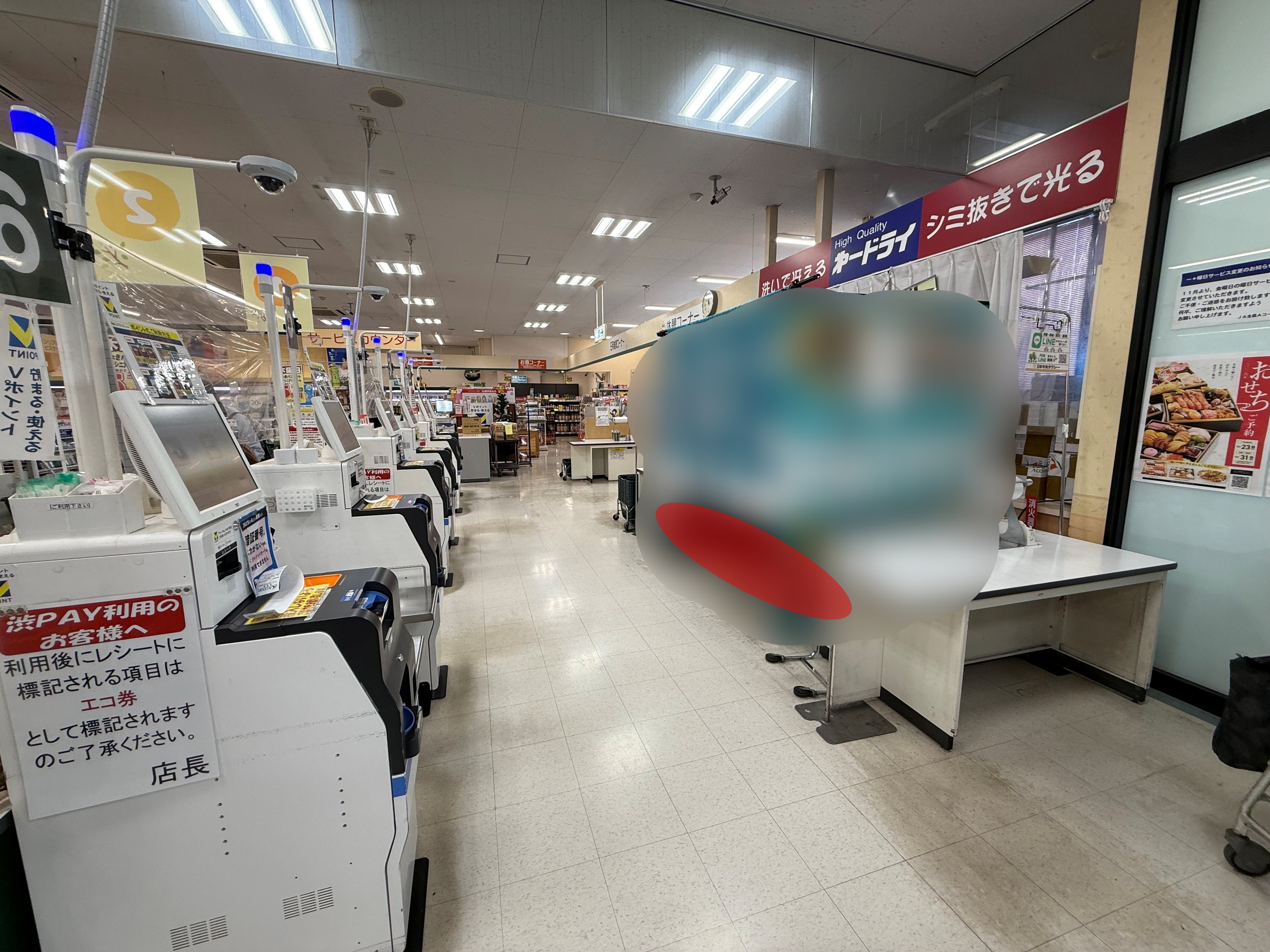 【Aコープ北橘店】物販やプロモーションに利用可能な店内レジサッカー台スペース