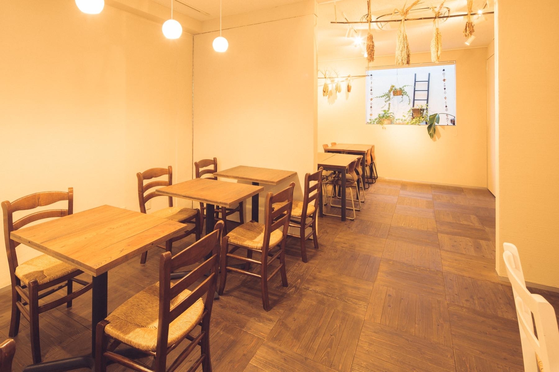 【西日暮里駅5分】グリーンに囲まれたカフェギャラリーの画像9