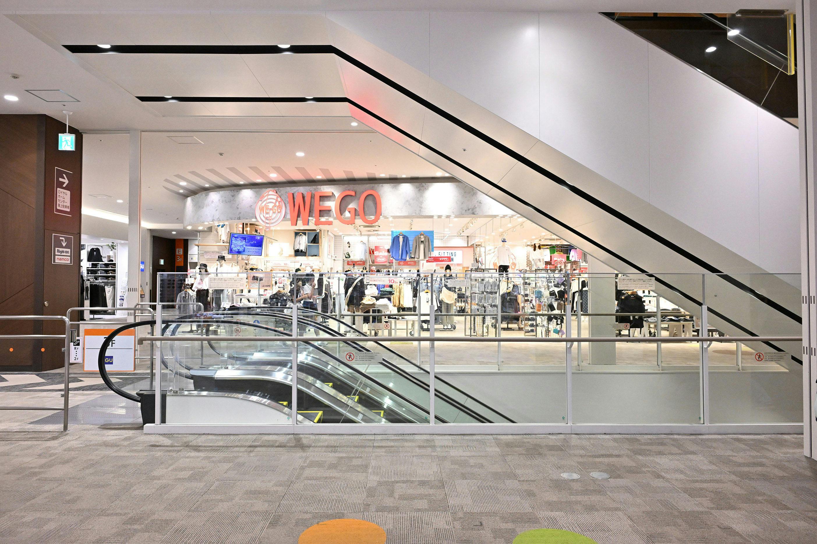 【イオンモール長久手】東エスカレーター横A（サンキューマート前）の画像