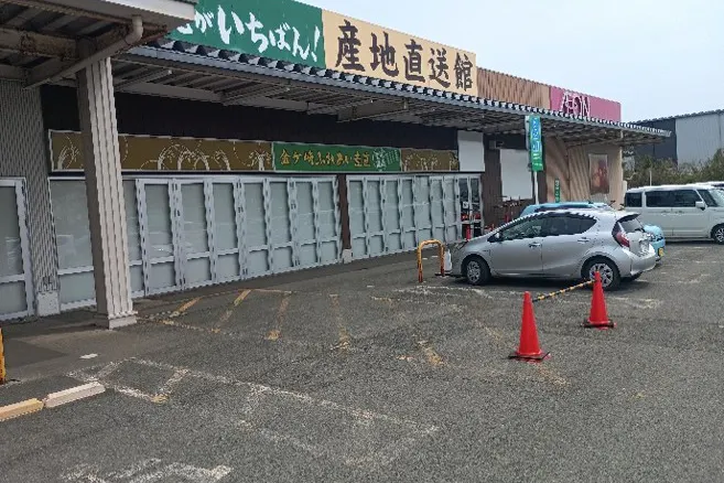 【イオンスーパーセンター金ケ崎店】駐車場 食品側入口産直側 販促プロモーションや物販に最適なスーパー店外催事イベントスペース