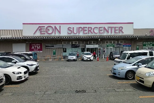 【イオンスーパーセンター金ケ崎店】駐車場 食品側入口産直側 販促プロモーションや物販に最適なスーパー店外催事イベントスペース