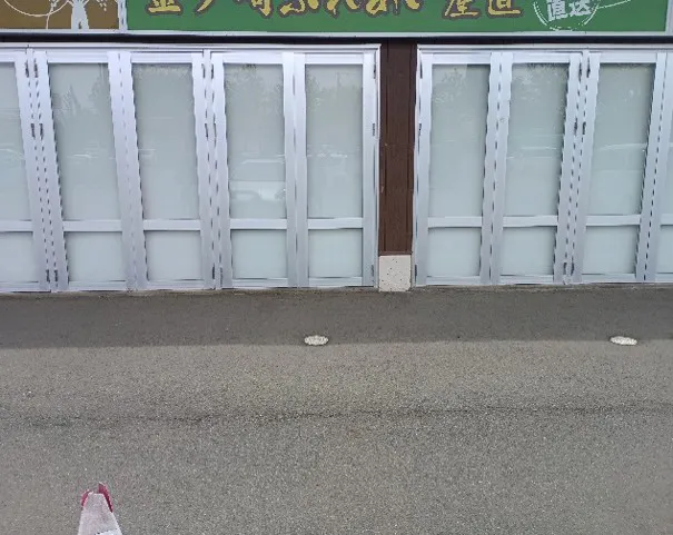 【イオンスーパーセンター金ケ崎店】駐車場　食品側入口産直側 販促プロモーションや物販に最適なスーパー店外催事イベントスペース