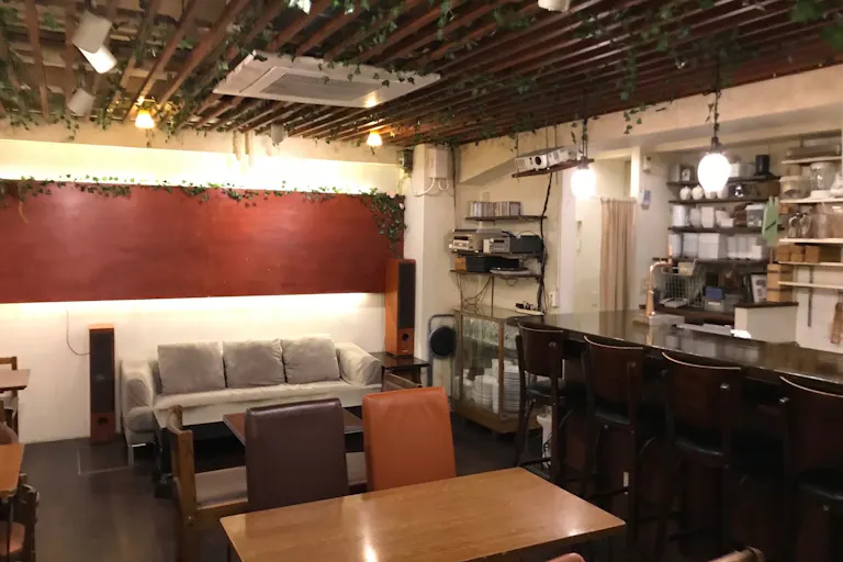 【表参道・渋谷|表参道駅6分】スペース1(店内)