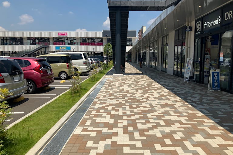 【SOCOLA所沢】1階屋外(トモズ前) 販促プロモーションに最適な催事イベントスペースの画像2