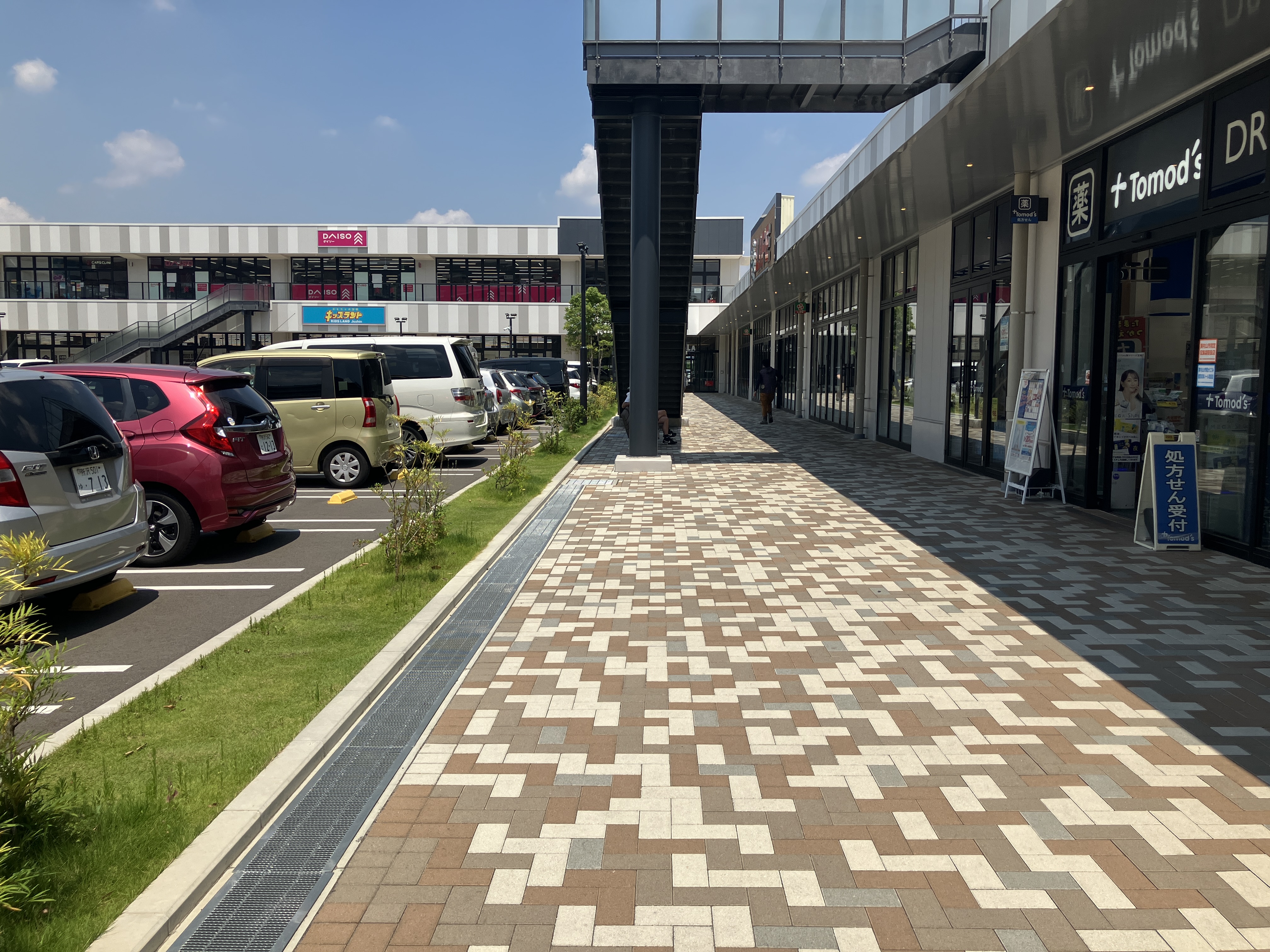 【SOCOLA所沢】1階屋外（トモズ前） 販促プロモーションに最適な催事イベントスペース