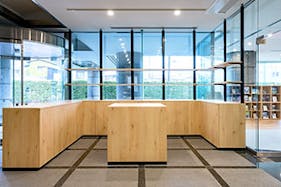 【古河駅2分】アートや雑貨の展示会等に最適なカフェ1階併設のギャラリースペース