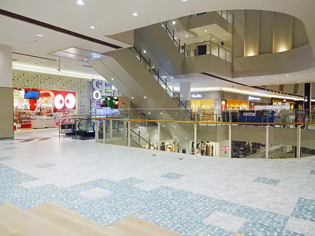 【イオンモール草津】3Fサンリオ前