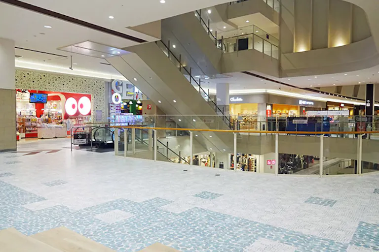 【イオンモール草津】3Fサンリオ前の画像1