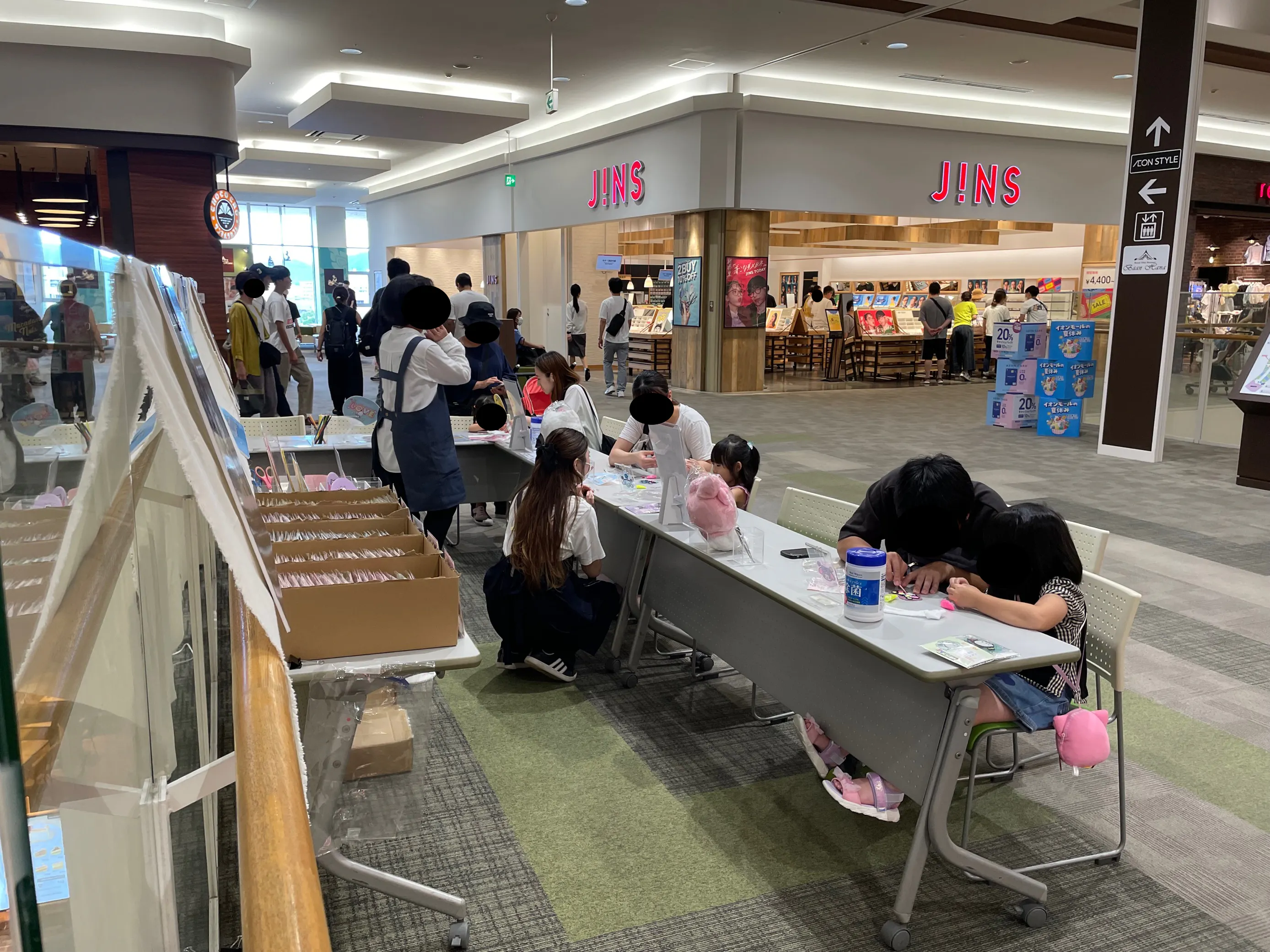 【イオンモール草津】3Fサンリオ前