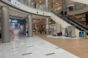 【イオンモール伊丹】1F スカイコート