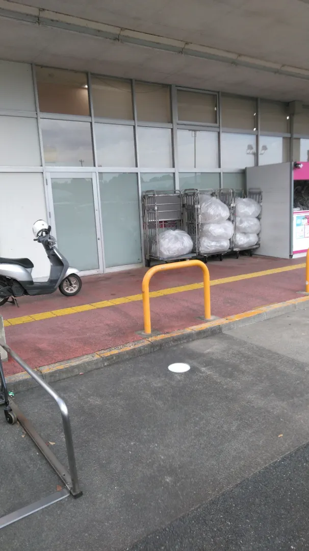 【イオンタウン浜松葵】プロモーションイベントや各種物販に最適な大型スーパー横に位置した通行量の多いイベントスペース