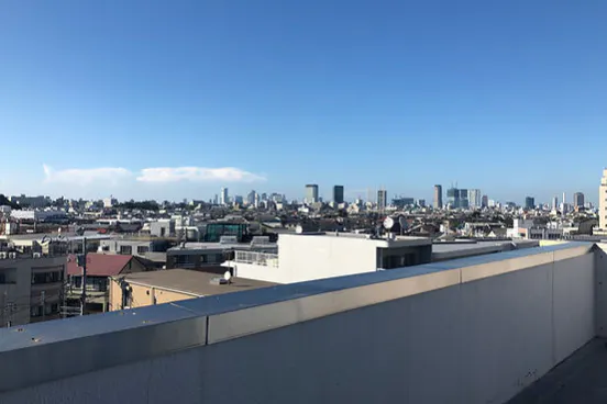 【学芸大学駅5分】撮影に最適なビル1棟に3種のロケーションのあるイベントスペース(4F屋上)