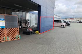 【メガセンタートライアル大津店】Ⓐキッチンカースペース【入口正面右側】