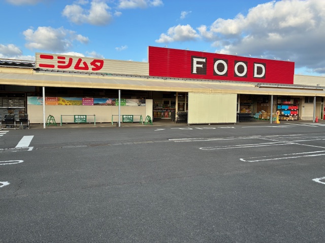 【スーパーセンターニシムタ 枕崎店】キッチンカーに最適な駐車場スペース